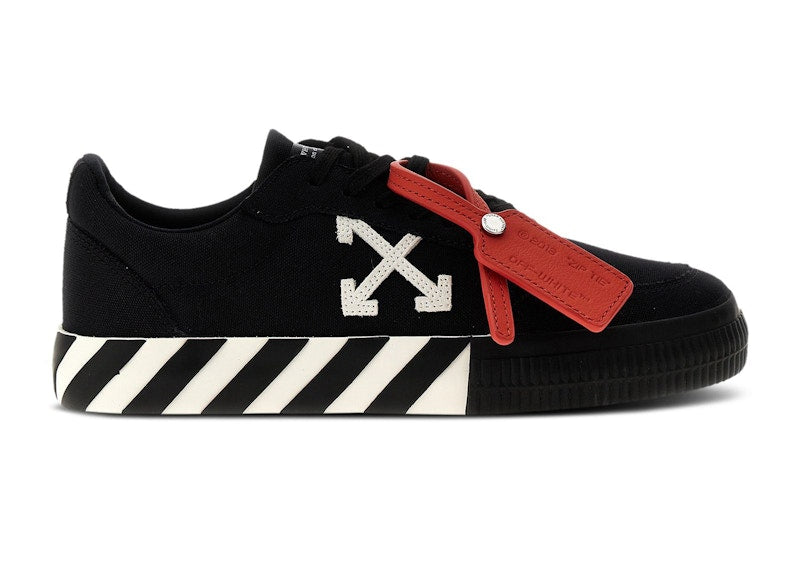 OFF-WHITE Vulc Low Nero (2023)
