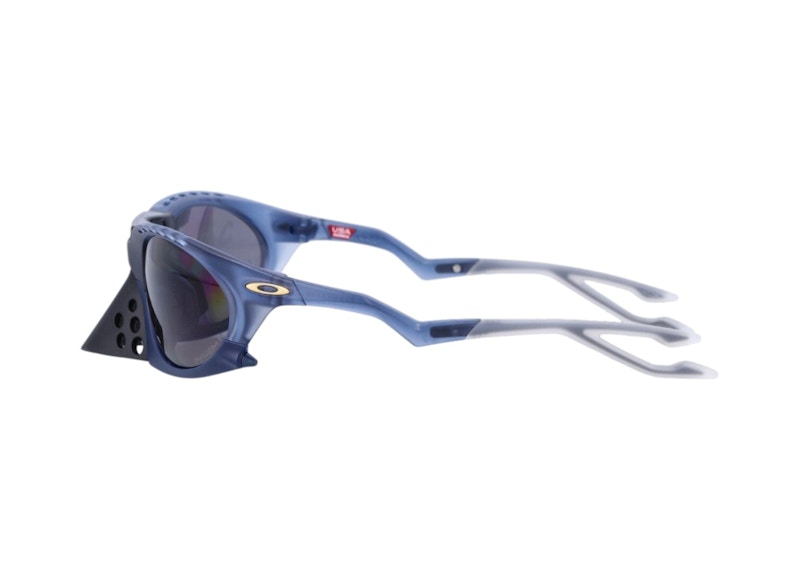 Oakley Plantaris Sunglasses Matte Trans Abyss (OO9437-09)