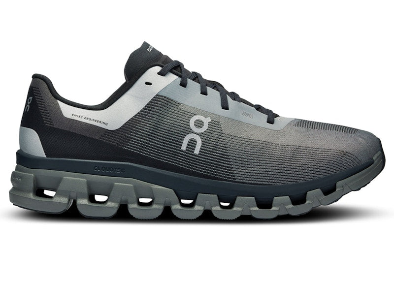 On Running Cloudflow 4 Pearl Black