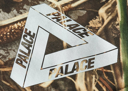Palace GORE-TEX Windstopper Vest Realtree Max 7