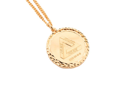 Palace Solid Sovereign Pendant Gold