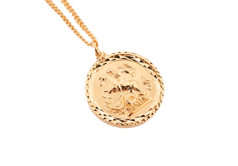 Palace Solid Sovereign Pendant Gold