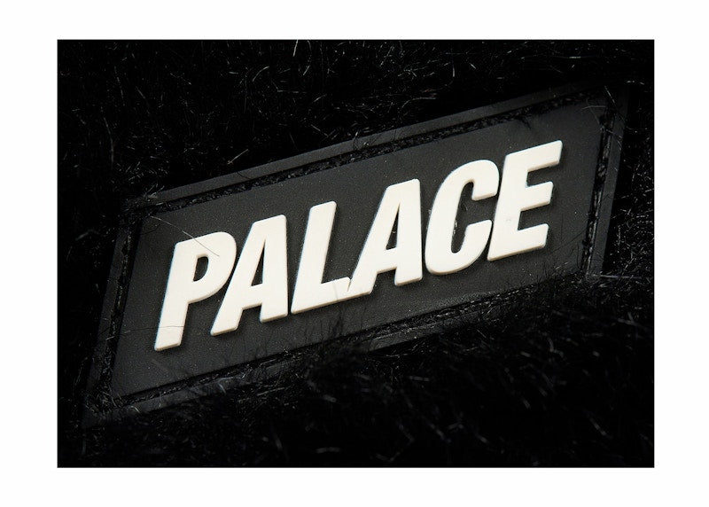 Palace Teddy Beanie Black Tip