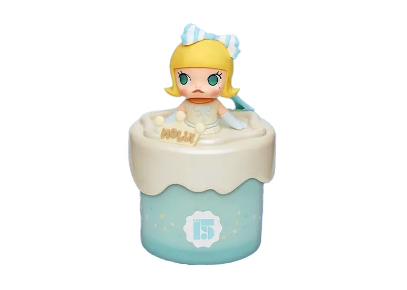 Pop Mart Let’s celebrate POP MART's 15th Anniversry Series Molly Secret Edition Scented Candle