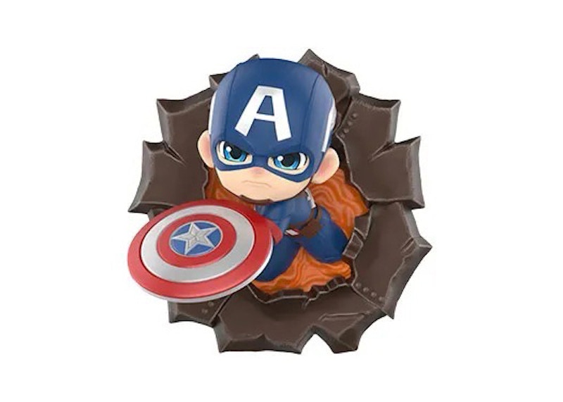 Pop Mart Marvel Across the Infinite Series Captain America Storming the Battlefield Figure