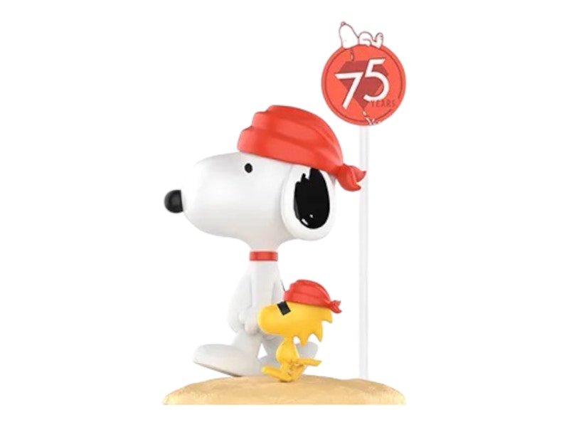 Pop Mart Peanuts 75th Anniversary Snoopy Comic Life Series Join the Pirates Figure