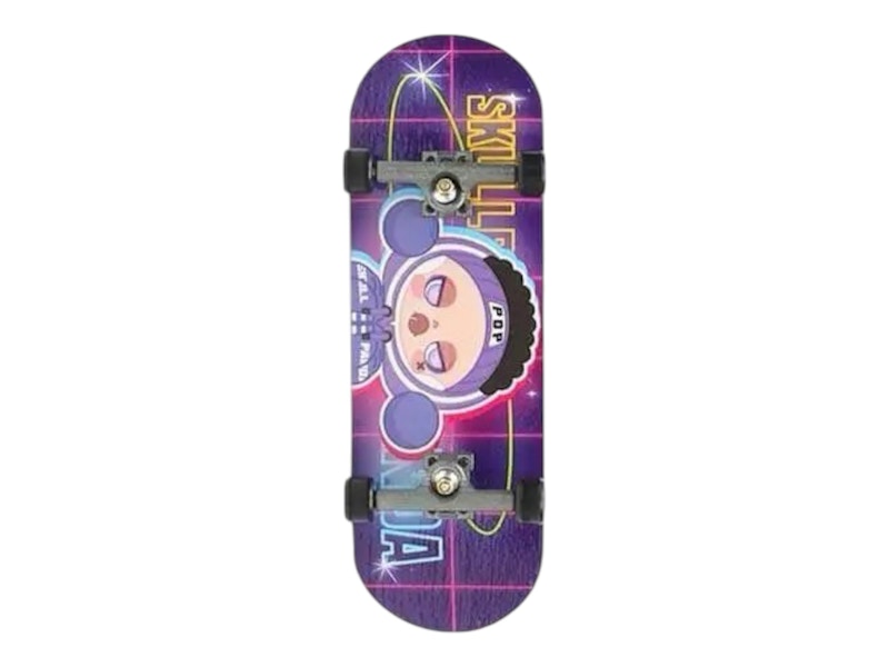 Pop Mart SKULLPANDA Hypepanda Series Fashion Icon Fingerboard