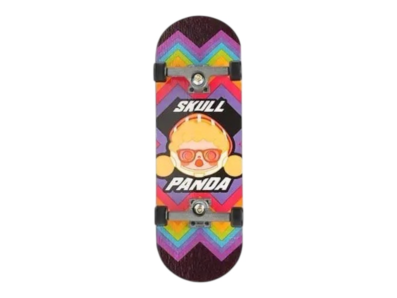 Pop Mart SKULLPANDA Hypepanda Series Vintage Boy Fingerboard