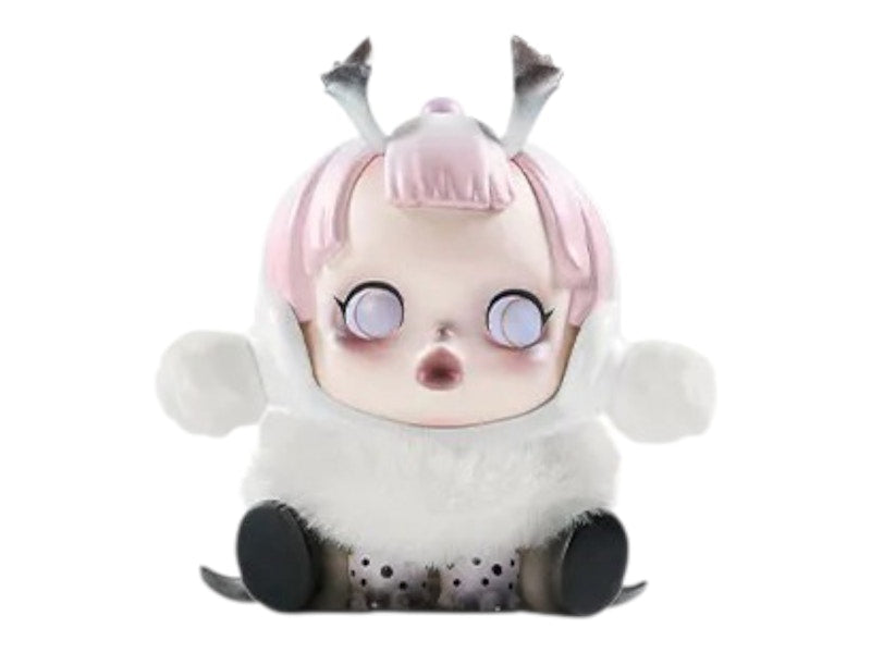Pop Mart SKULLPANDA The Mare of Animals Series The Moth Figure
