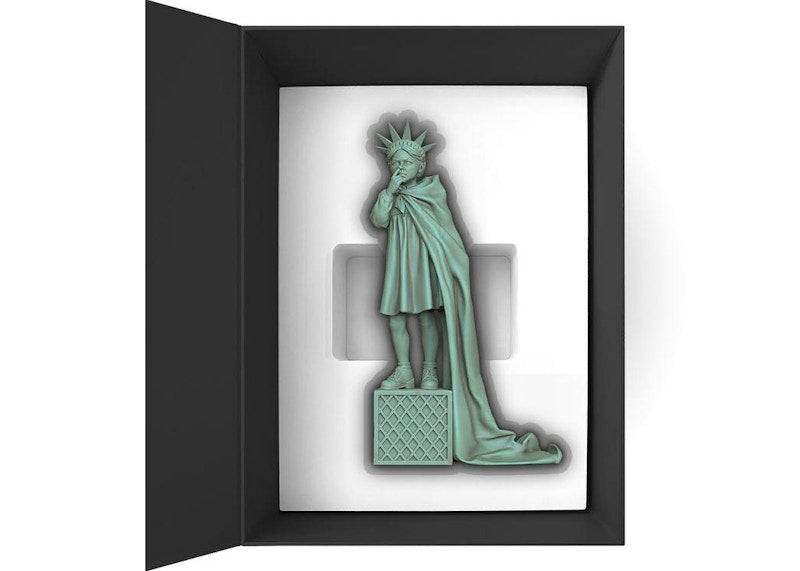 Queen M x BRANDALISM EXCLUSIVE Liberty Girl Copper Green Variant Figure
