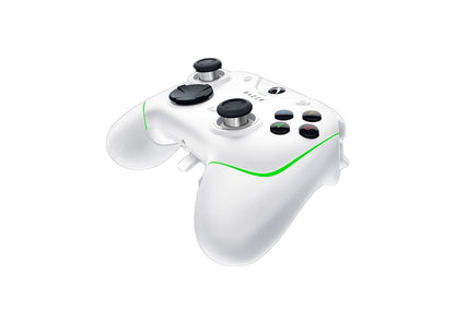 Razer Xbox Series X/S Wolverine V2 Chroma Controller RZ06-04010200-R3U1 White