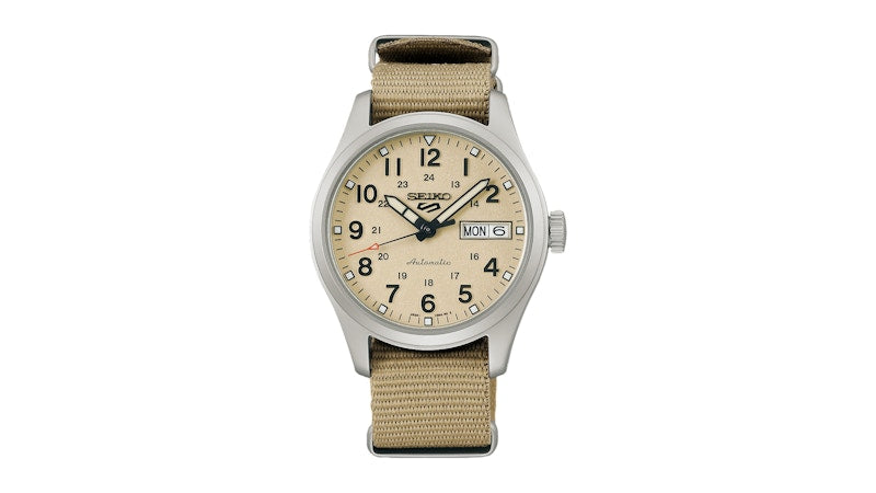 Seiko 5 Sports SRPJ83K1