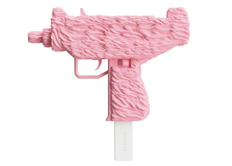 Shoeuzi We Are Not Friends 75% Sculpture Pink