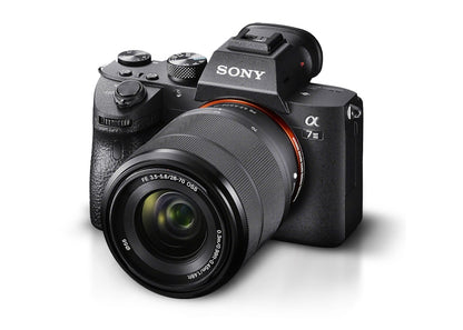 Sony Alpha a7 III Mirrorless Camera / 28-70mm Lens Bundle ILCE7M3K/B_EDI_2STX
