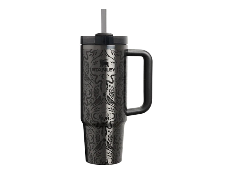 Stanley The Halloween Quencher H2.0 FlowState 30oz Tumbler Deadly Damask
