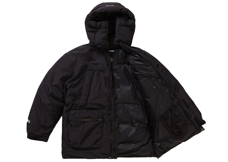 Supreme GORE-TEX 700-Fill Down Parka (FW22) Black