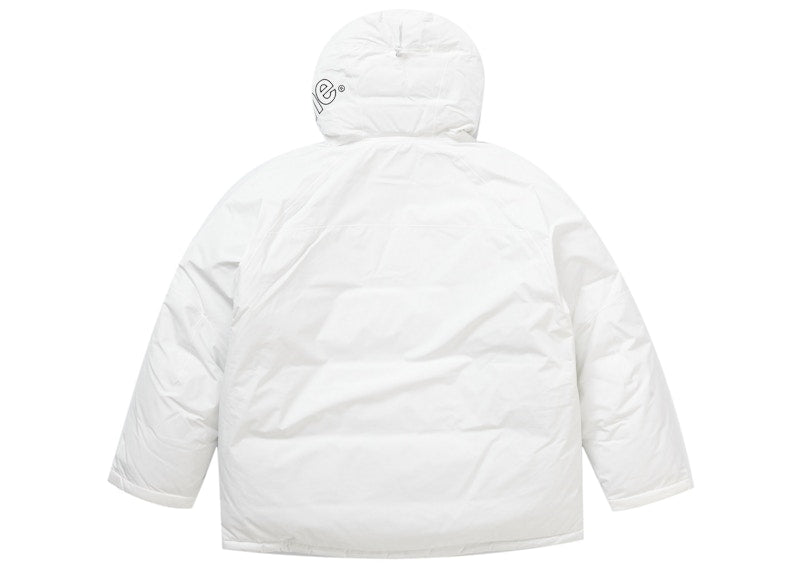Supreme GORE-TEX 700-Fill Down Parka (FW23) White