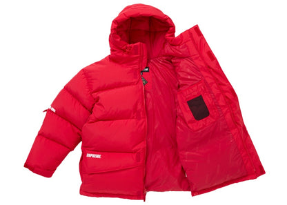 Supreme GORE-TEX 900-Fill Down Parka Red