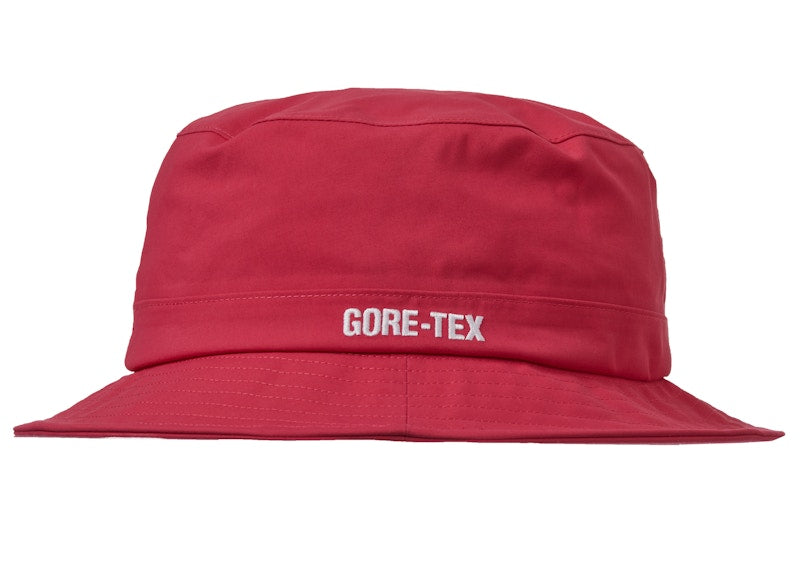 Supreme GORE-TEX Tech Crusher Pink