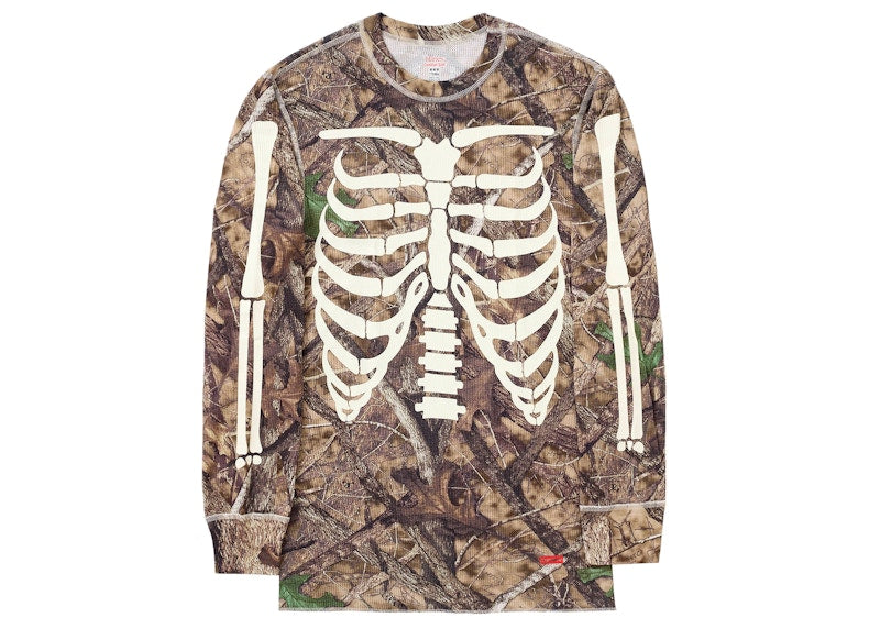 Supreme Hanes Bones Thermal Crew (1 Pack) Woodland Camo