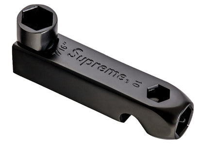 Supreme Pipe Skate Key Black