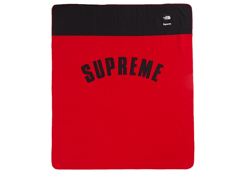 Supreme The North Face Arc Logo Denali Fleece Blanket Red