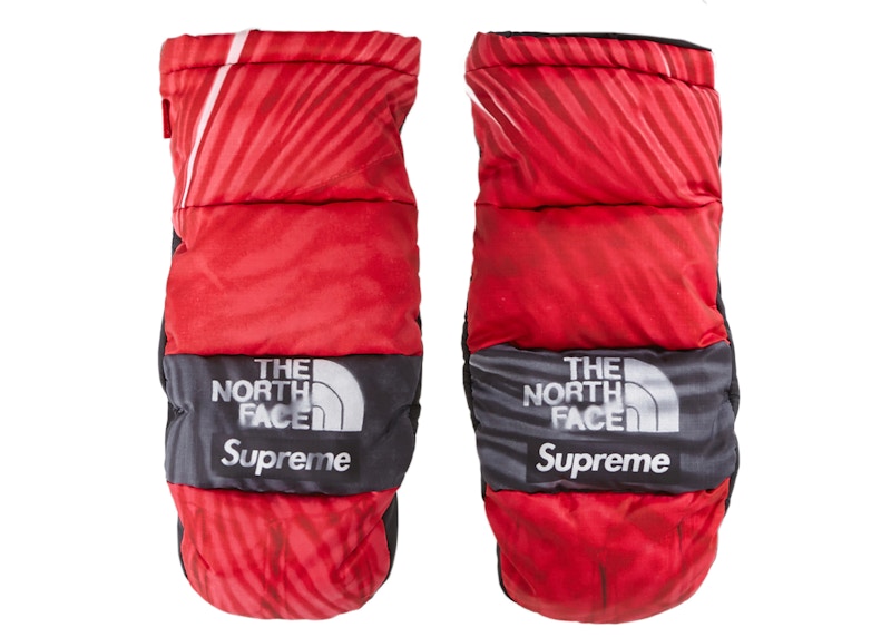 Supreme The North Face Printed Montana Trompe L'oeil Mitt Red