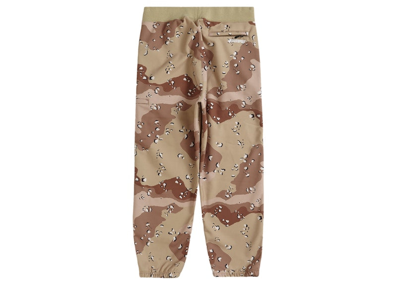 Supreme WINDSTOPPER Sweatpant (FW22) Chocolate Chip Camo
