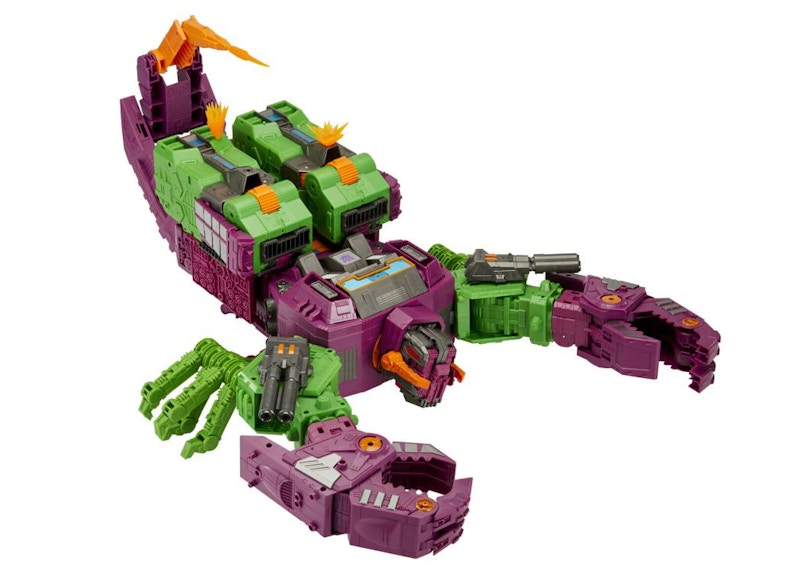 Takara Transformers War for Cybertron: Earthrise Titan Scorponok Action Figure