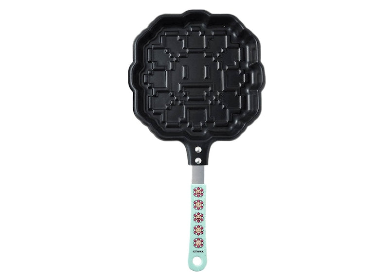 Takashi Murakami x Smart Magazine Pixel Flower Pancake Maker Teal