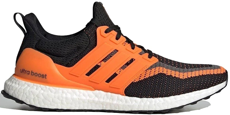 adidas Ultra Boost DNA Juventus
