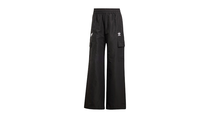 adidas Women's Ferns Essentials Woven Cargo Tracksuit Bottoms Black
