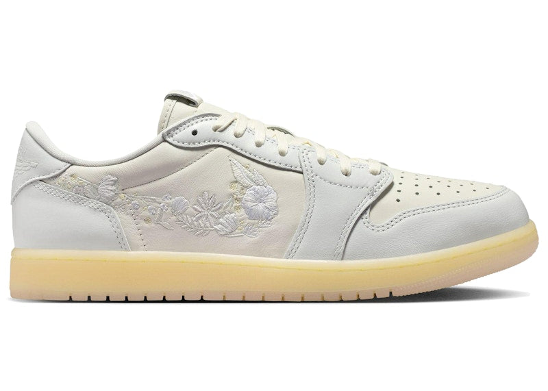Jordan 1 Retro Low OG Rabbit Floral Swoosh
