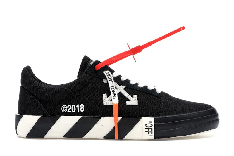 OFF-WHITE  Vulc Low Black