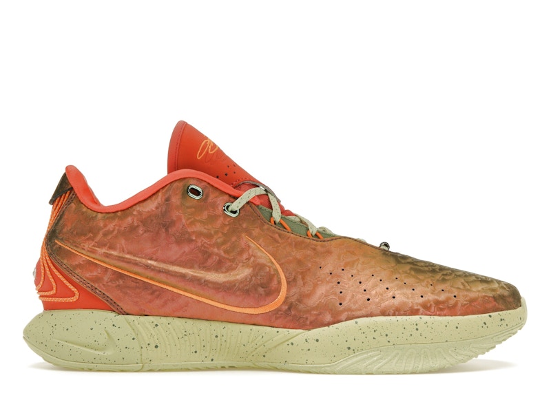 Nike LeBron 21 Queen Conch