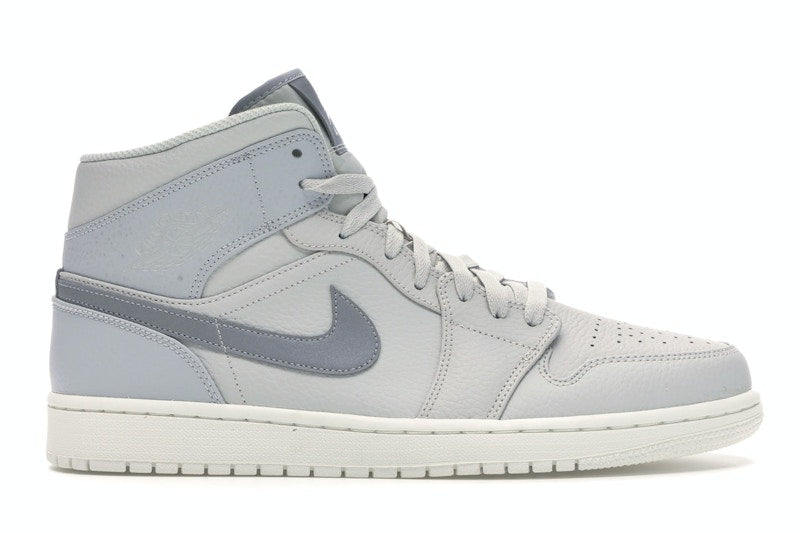 Jordan 1 Mid Light Bone