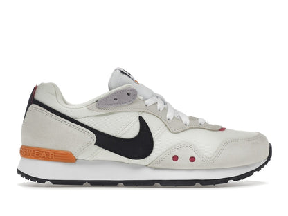 Nike Venture Runner Coconut Milk Light Curry (Women's)
