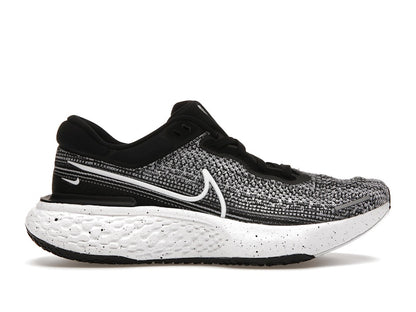 Nike ZoomX Invincible Run Flyknit Oreo