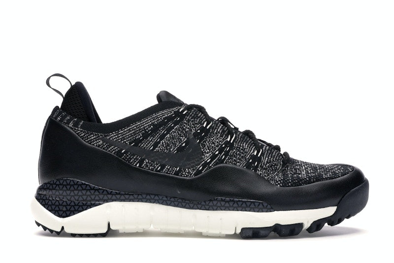 Nike Lupinek Flyknit Low Sail/Black-Anthracite