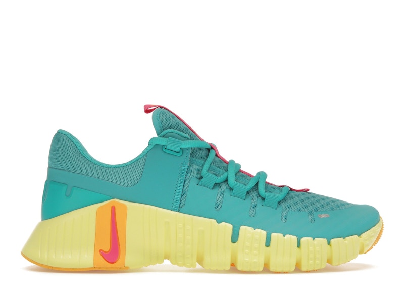 Nike Free Metcon 5 Dusty Cactus Fierce Pink