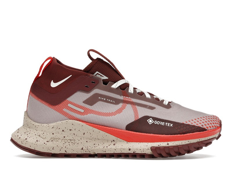 Nike React Pegasus Trail 4 Gore-Tex Diffused Taupe Dark Pony Sail Picante Red (Women's)