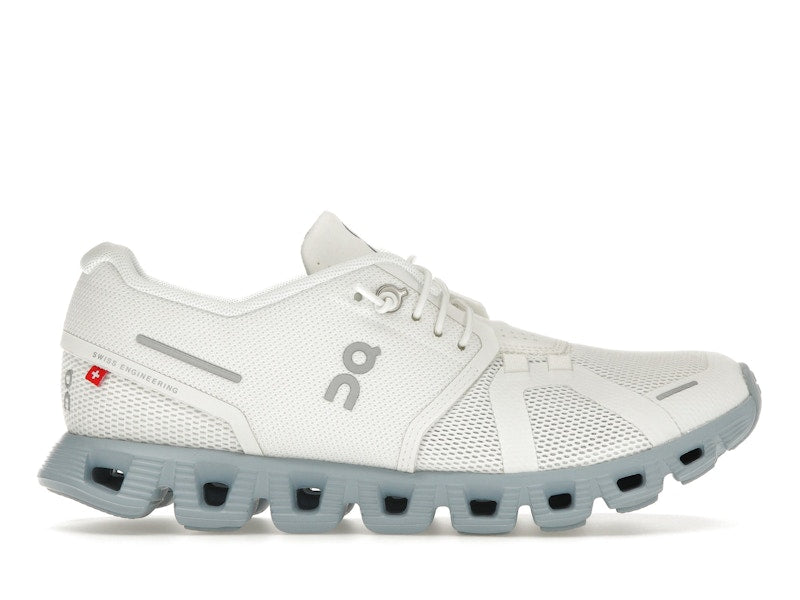 On Running Cloud 5 White Chambray (Women's)