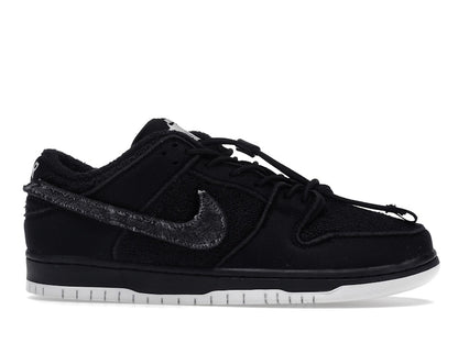 Nike SB Dunk Low Gnarhunters