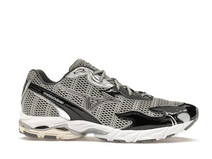 Mizuno Wave Rider 10 Flame Wave One Block Down Onyx
