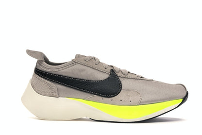 Nike Moon Racer String