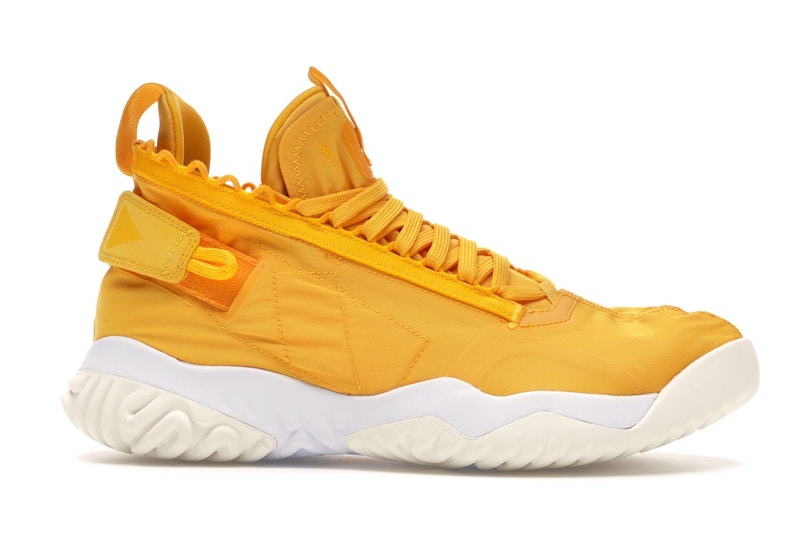Jordan Proto React University Gold White