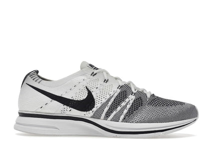 Nike Flyknit Trainer White Black