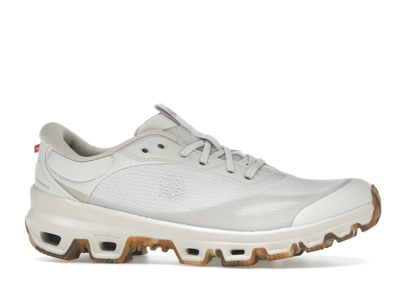 On Running Cloudventure 2 LOEWE Sand