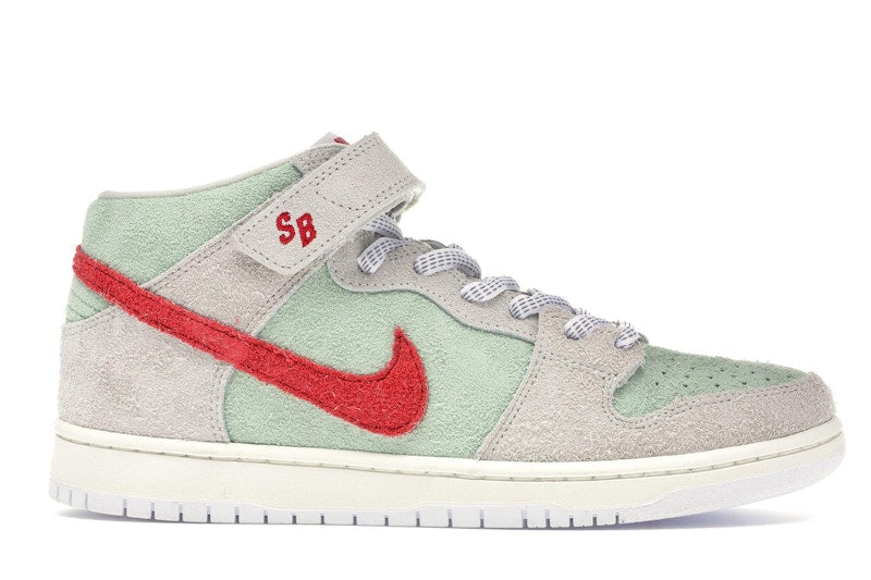 Nike SB Dunk Mid White Widow