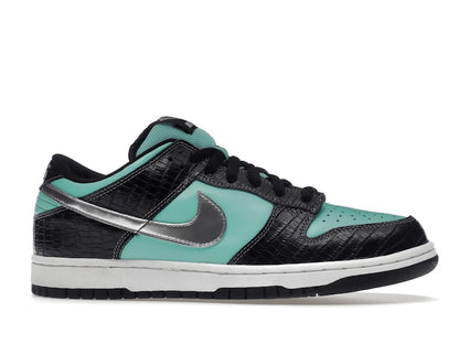 Nike SB Dunk Low Diamond Supply Co.